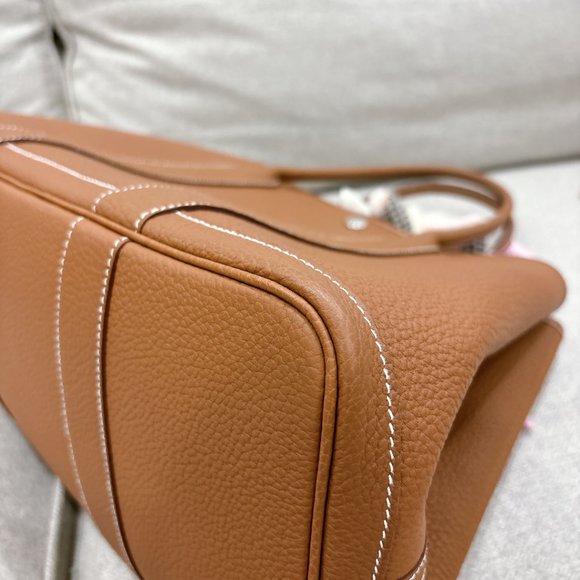 99% NEW GARDEN PARTY 36, GOLD LEATHER, PICS UPDATED! - Picture 10 of 14